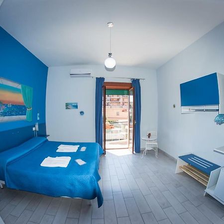 B&B Le Isole ナポリ エクステリア 写真