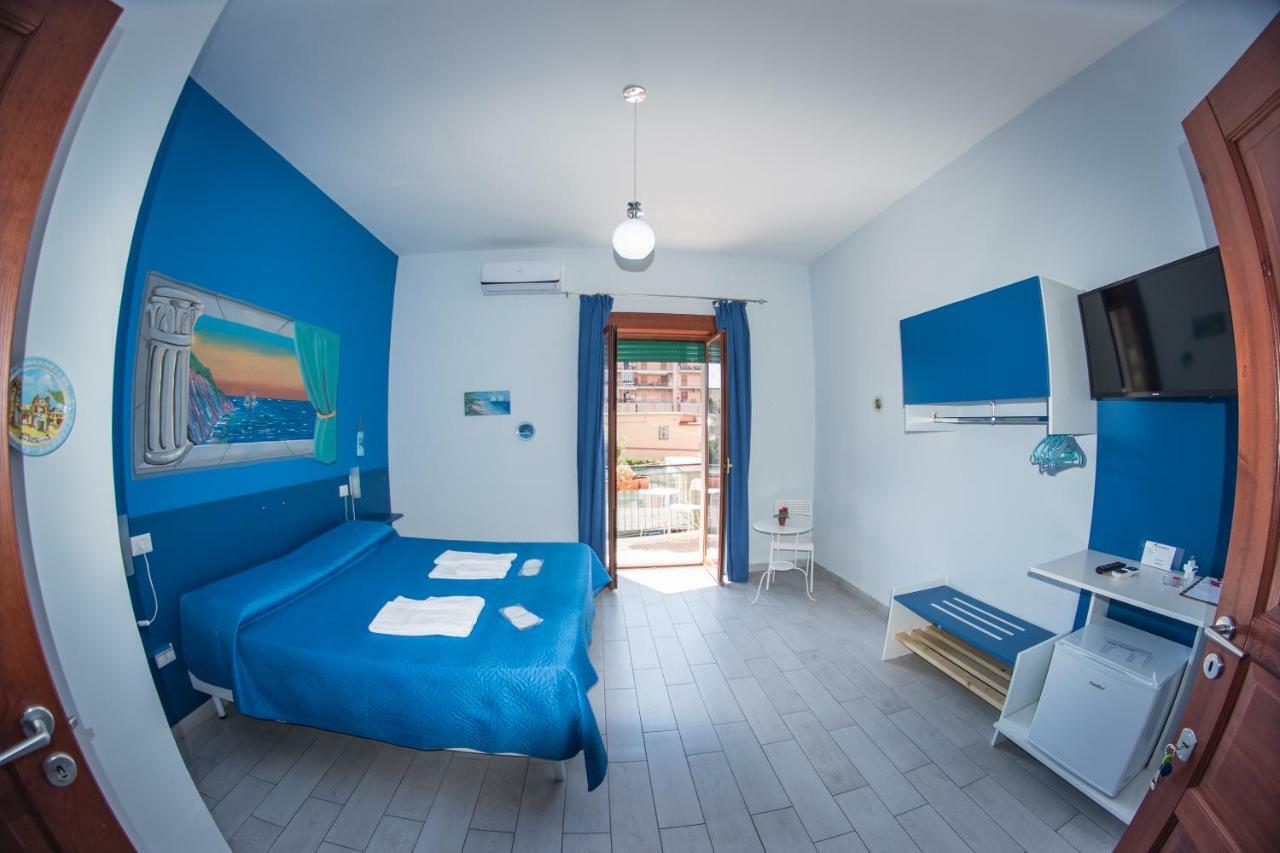 B&B Le Isole ナポリ エクステリア 写真