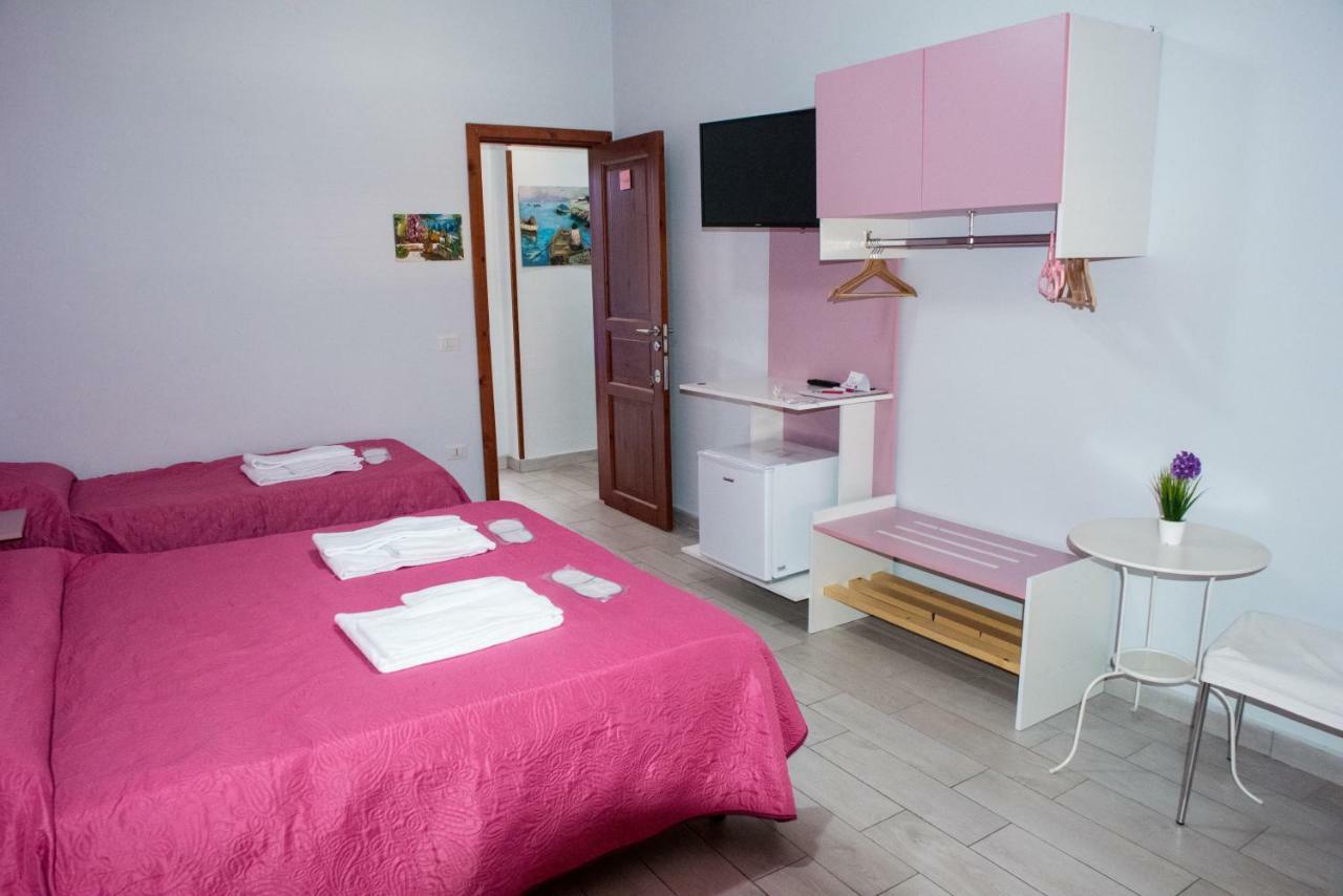 B&B Le Isole ナポリ エクステリア 写真