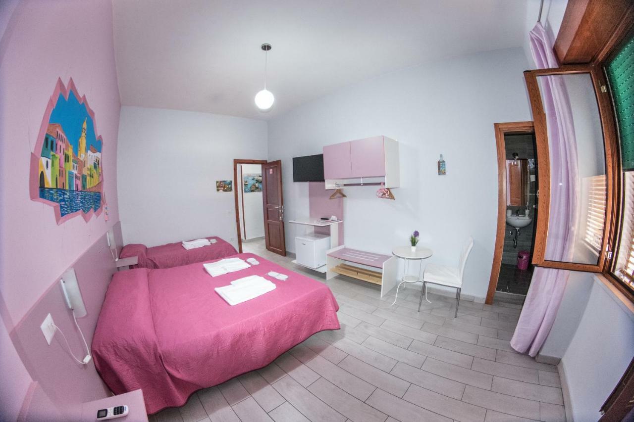 B&B Le Isole ナポリ エクステリア 写真